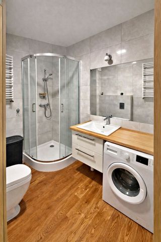 2 pokoje z miejsce postojowym, Górna - Фото 4