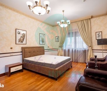 Vila eleganta si rara in cartierul Domenii - Photo 5