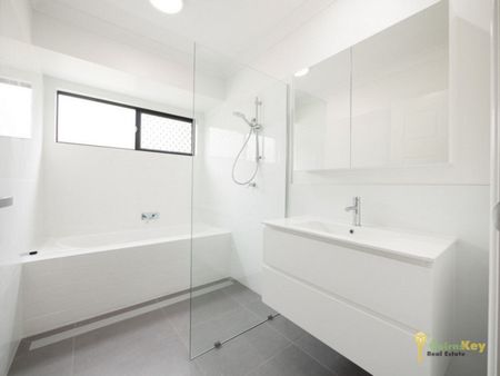 BRAND NEW, Sleek and Stylish In Central Location! - Photo 4