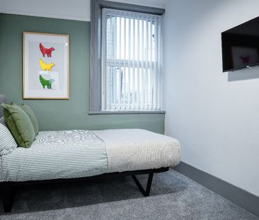 Bed 2, Borough Hotel, Great Crosshall Street, Liverpool. - Photo 4