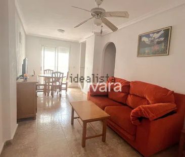 Alquiler de piso en Calle Finlandia - Photo 2