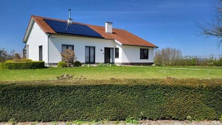 Prachtige bungalow in het lieflijke Neerlanden, temidden van de velden - Photo 2