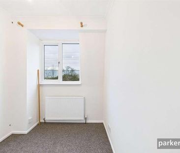 Shepherds House Lane, Earley, Reading, Berkshire, RG6 - Photo 4