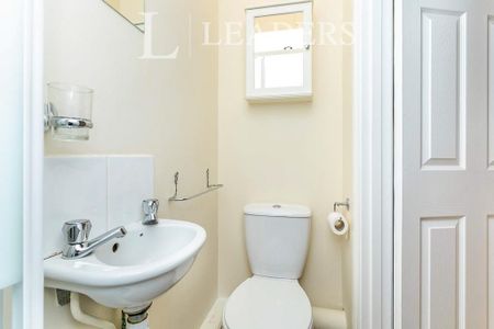 Studio to rent - Photo 4