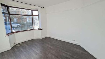 Grosvenor Road, Handsworth, Birmingham, West Midlands, B20 - Photo 4