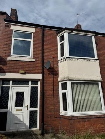3 bedroom terraced house to rent - Photo 4