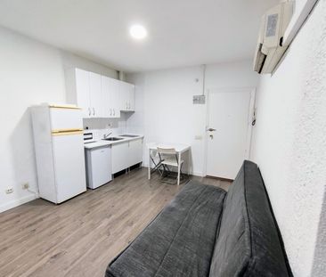 Piso de alquiler en Calle de Vallehermoso, Arapiles - Photo 2