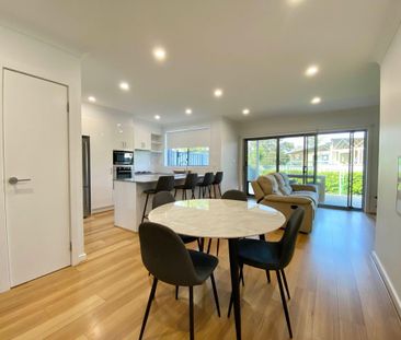 4/158a Croudace Road, Elermore Vale - Photo 1