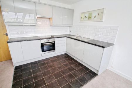 1 bedroom flat to rent - Photo 5