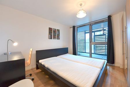 2 Bed Flat, Star Wharf, NW1 - Photo 3