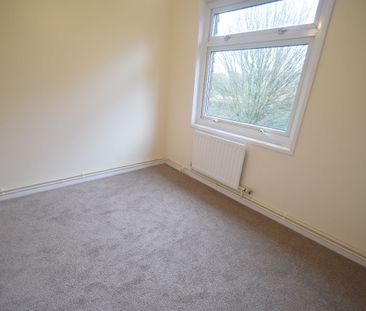 Barn Close, Donnington, TF2 - Photo 4