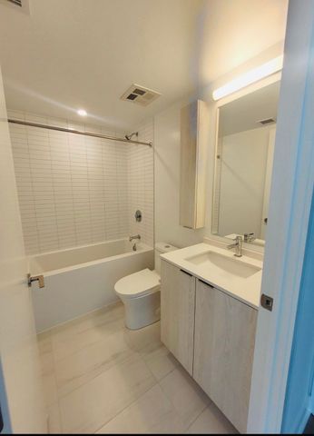 For Lease - 86 Dundas Street Unit# 1015, Mississauga, Ontario - Photo 2