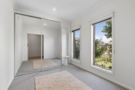Modern Townhouse with Style, Space & Low-Maintenance Appeal - Photo 4