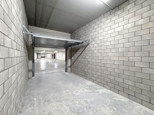 PERFECT afgewerkt nieuwbouwappartement met 3 slpks én ZUIDger. terras! - Photo 1