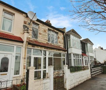 3 bedroom terraced house to rent - Photo 6