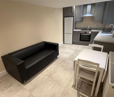 Flat 1, 51 Magdala Street, Belfast, BT7 1PU - Photo 1