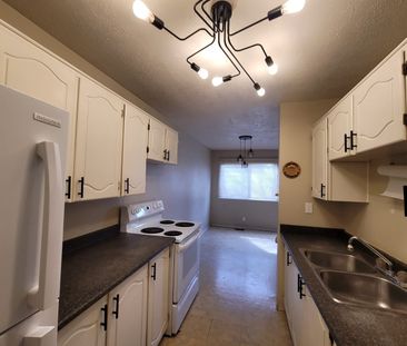 3 Bedroom 4-Plex Located in Normandeau!!! - Photo 1