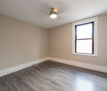 For Lease - 254 Cedar Street Unit# Unit 2 (Upper), Collingwood, Ont... - Photo 4