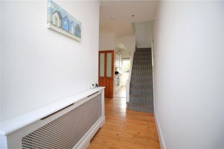 3 bedroom terraced house to rent - Photo 5