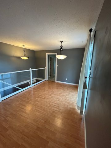 35062 High Drive - Upper Suite - Photo 3