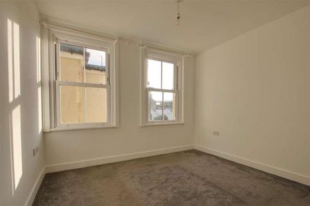 Warwick Street, Worthing, BN11 - Photo 3