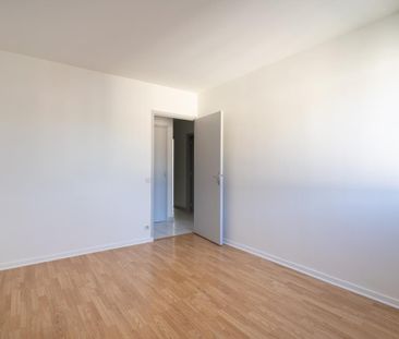 Location Appartement 3 pièces 59m² ANNECY 74000 - Photo 4