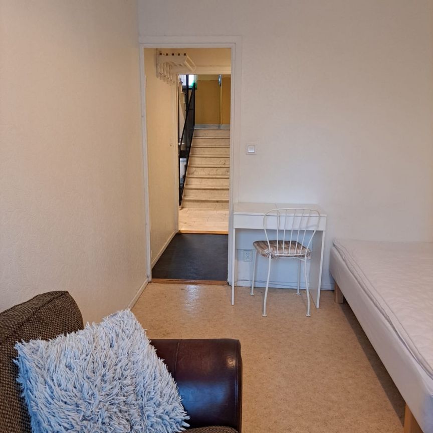 Duvbovägen, Spånga - Photo 1