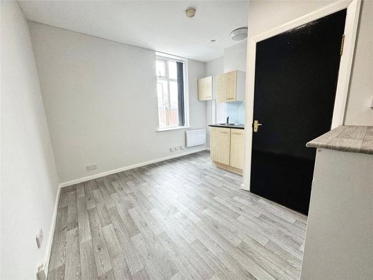 1 bedroom property to rent - Photo 1