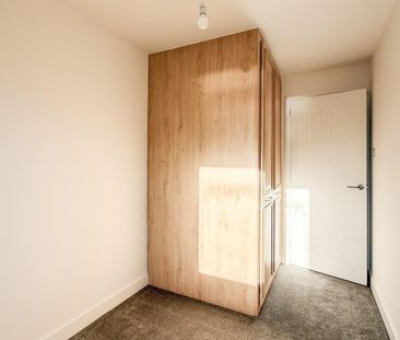 3 bedroom House To Let - Photo 4