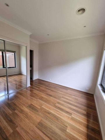 Bentleigh East - Photo 3