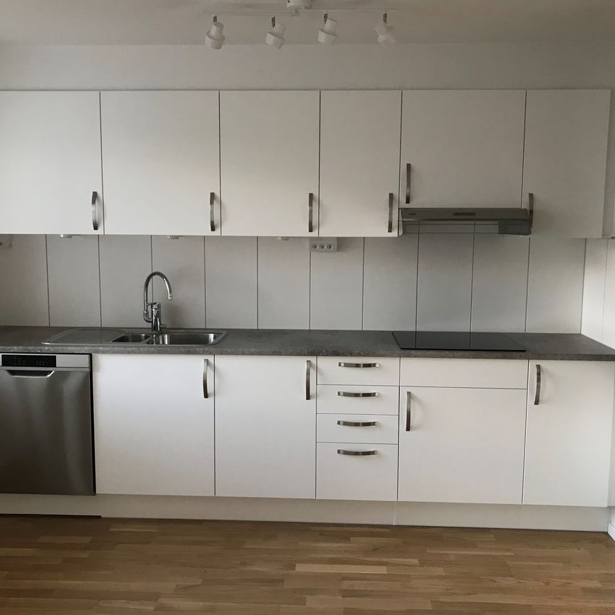 Långarödsvägen 98 A - Foto 1