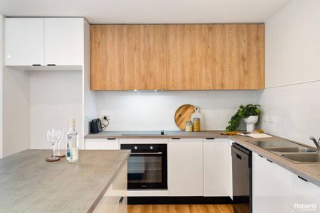 Easy Living in a New, Low Maintenance Home - Photo 5