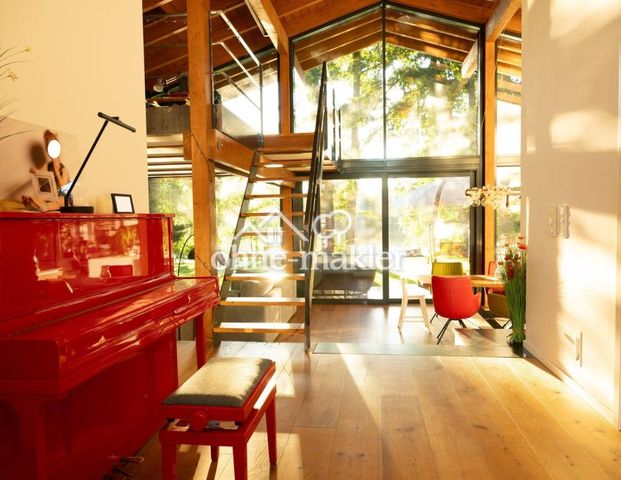 Einzigartiges Haus am See - Unique Lakefront Home - Photo 1