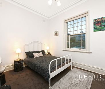 16 Done Street, Arncliffe NSW 2205 - House For Rent | Domain - Photo 2