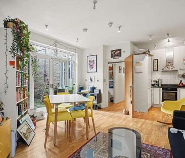 Mount Pleasant Crescent, London, N4 - Photo 2