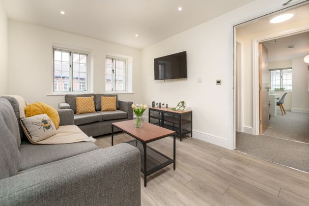 6 Bed Flat, Anglo Works, S1 - Photo 1