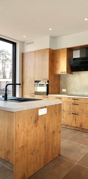 Huis te huur in Sint-Laureins voor € 1.195 met 4 slaapkamers - Photo 1