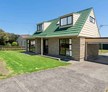 Central Family Dream: Location, Space, and Con... - Photo 4