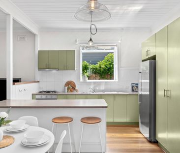 Captivating Miner's Cottage Offers Modern Living - Photo 6