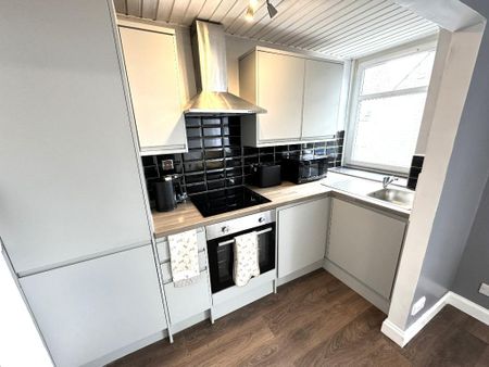 1 bedroom flat to rent - Photo 4