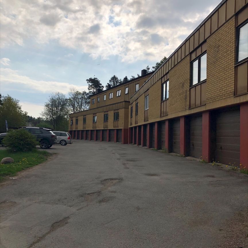 Hallevadsvägen 7B - Foto 1