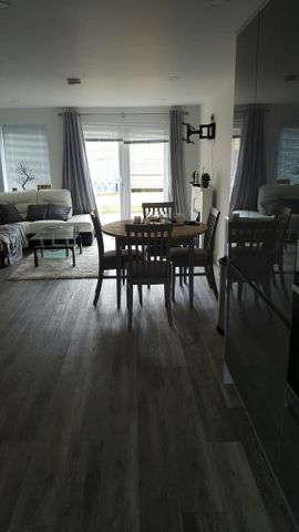 2 bedroom end of terrace house to rent - Photo 2