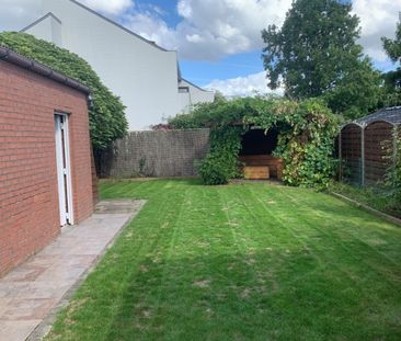 Ruime halfopen bebouwing met tuin en garage! - Photo 6