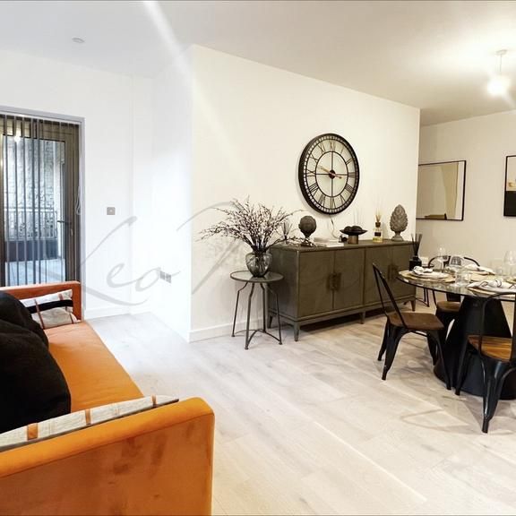 2 bedroom flat to rent - Photo 1