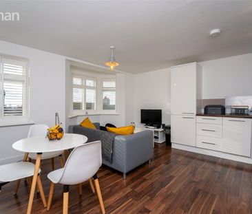 2 bedroom maisonette to rent - Photo 5