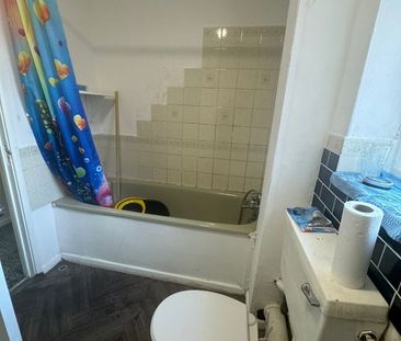 1 Bed Flat, Turner Street, B11 - Photo 3