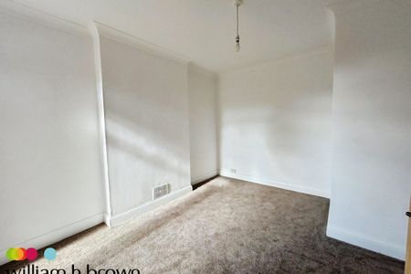 Foxhall Road, Ipswich, Suffolk - Photo 5