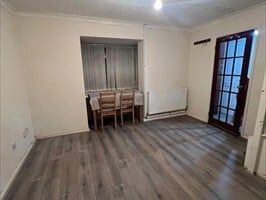 2 Bed Semi-Detached House, Biscot Road, LU3 - Photo 1