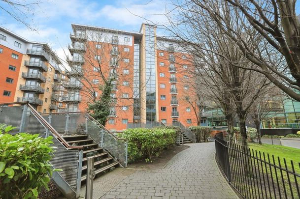 2 bedroom apartment to rent - Photo 1