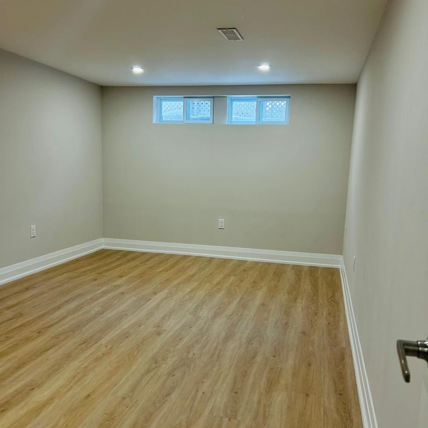 For Lease - 49 Edinburgh Road Unit# Bsmt, Kitchener, Ontario - Photo 1